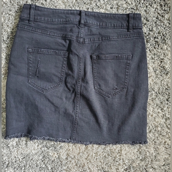 Bundle Only :  WILD FABLE LIGHT BLACK SKIRT 6 JEAN DENIM MINI RAW CUT HEM SHORT - Picture 2 of 6